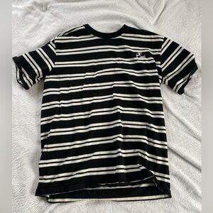 Black and white striped skateboarding t-shirt